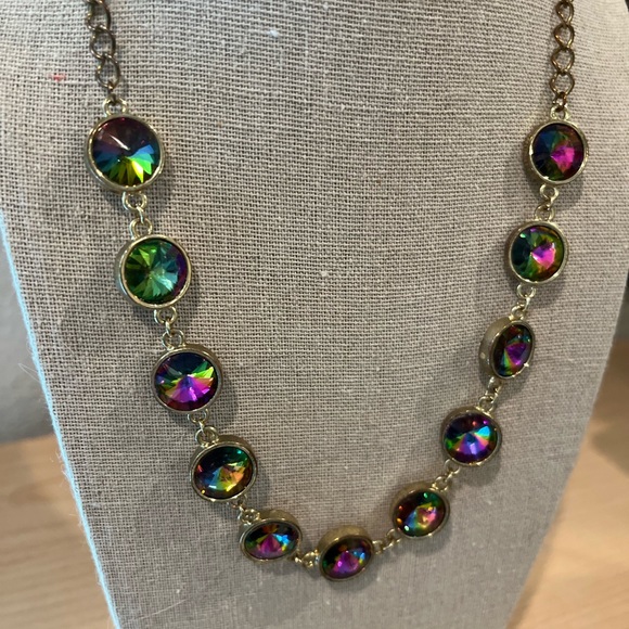 Necklace with Tivoli Crystals - Picture 7 of 8